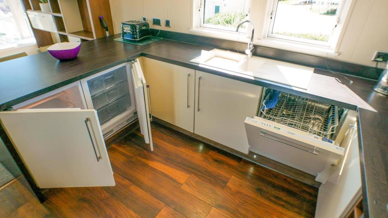Luxury 3 Bed 2 Bath Lodge With Sea Views! Exmouth Exterior foto